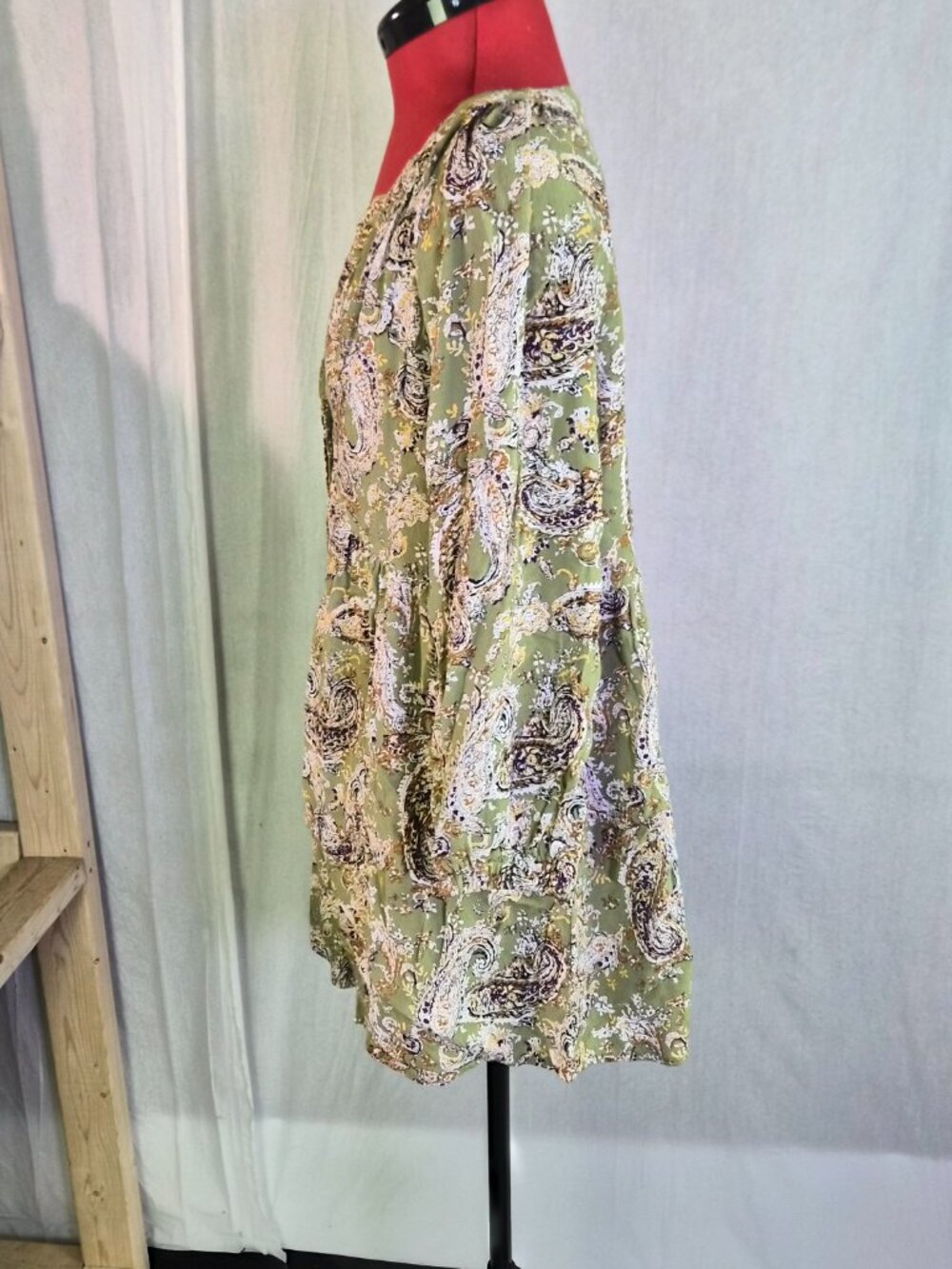 Melloday Womens Size L Green Paisley Smocked Empire Waist Boho Tunic Top F957 - Picture 4 of 11